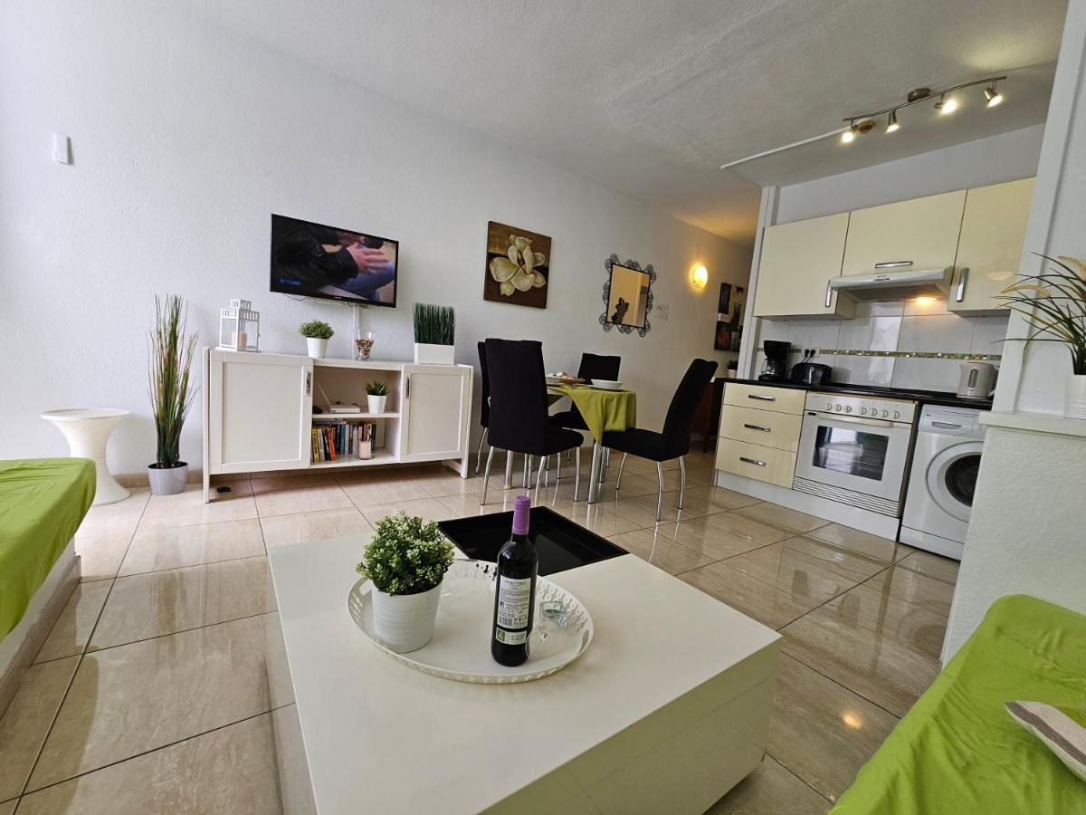 Casa Palmera 3 Only 150 Metres To The Beach, Heated Pool, Wifi, Sat-Tv, Balcony Arona  Εξωτερικό φωτογραφία